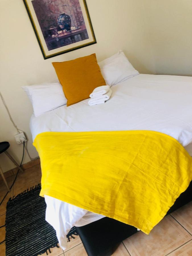 Mo-Nize Villa Guesthouse Очиваронго Екстериор снимка