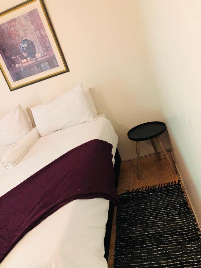 Mo-Nize Villa Guesthouse Очиваронго Екстериор снимка