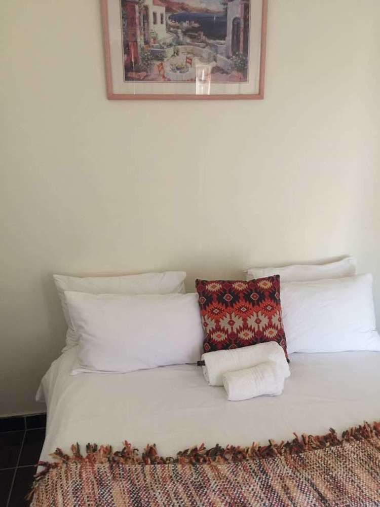 Mo-Nize Villa Guesthouse Очиваронго Екстериор снимка